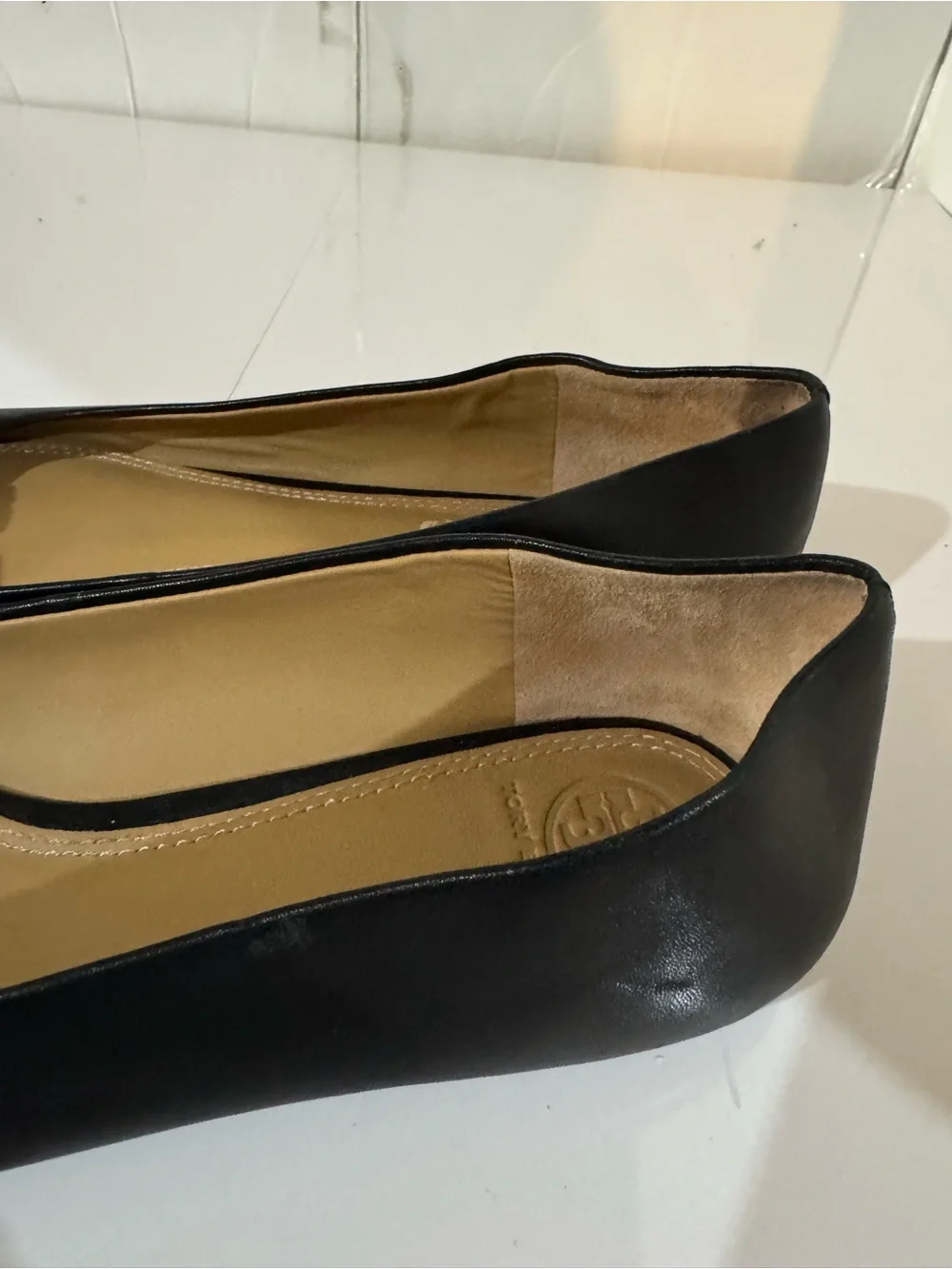 Tory Burch Black Leather Logo Round-Toe Ballet Flats Size 8.5
